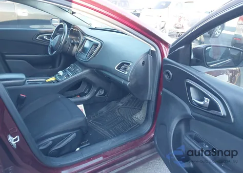 2016 Chrysler 200 Limited z USA, uszkodzony, nr VIN 1C3CCCAB3GN129776